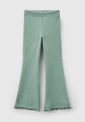 Брюки клеш из трикотажа в рубчик оливкового цвета