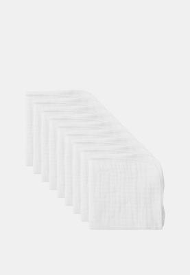 Комплект из платочков