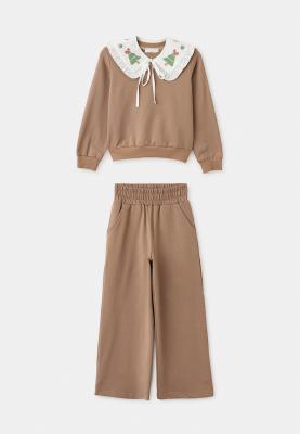 Комплект из свитшота и брюк