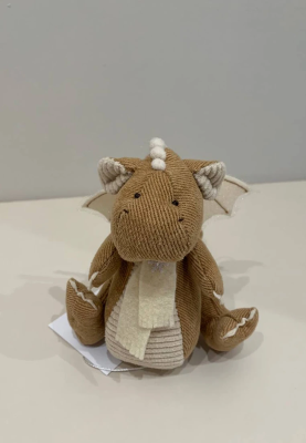 Дракончик в песочном цвете