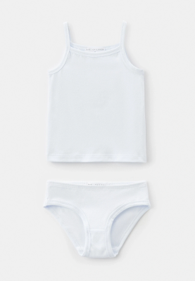 Комплект из майки и нижнего белья в белом цвете