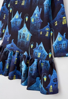 Платье из плотного трикотажа с принтом домики в ночном городе