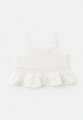 Костюм из майки и шорт