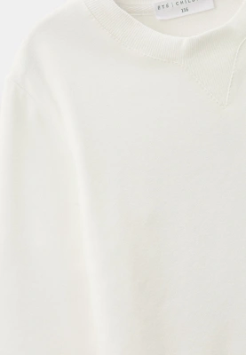 Свитшот молочного цвета