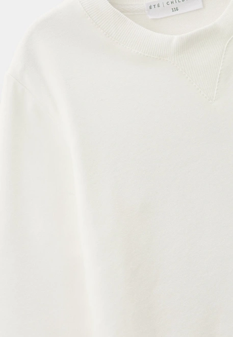 Свитшот молочного цвета