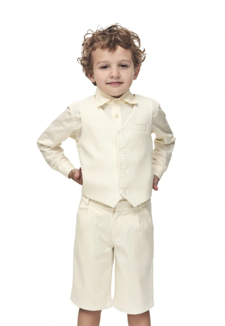 Жилет для мальчиков в молочном цвете