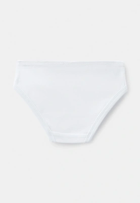 Комплект нижнего белья в белом цвете