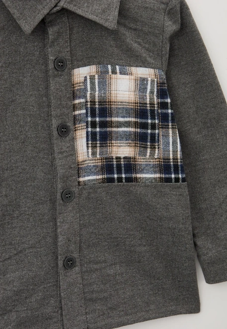 Рубашка серого цвета с карманом