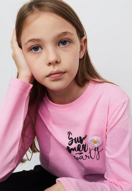 Лонгслив с пришивной деталью в розовом цвете 