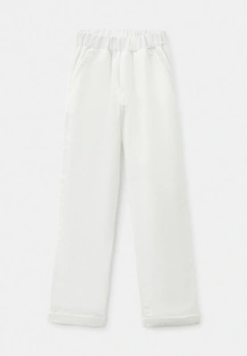 Костюм из рубашки и брюк