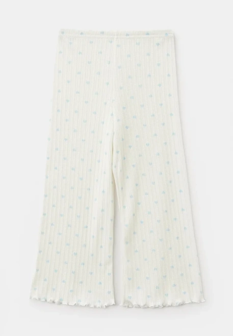 Комплект из футболки и брюк для девочек в белом цвете