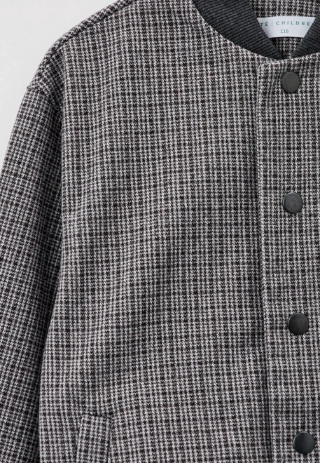 Бомбер оверсайз из ткани в клетку  на кнопках 