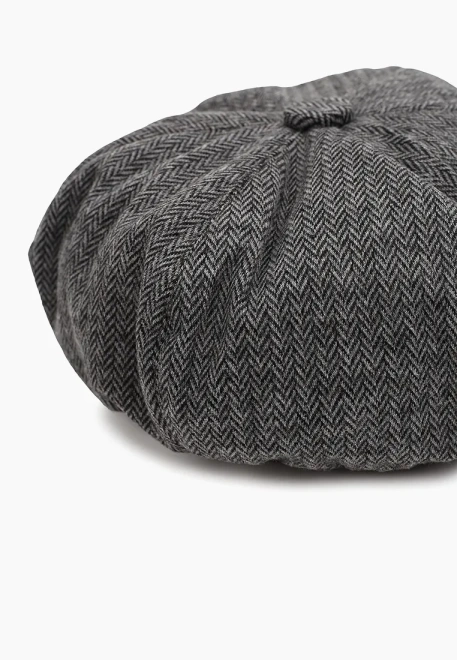 Берет из костюмной ткани