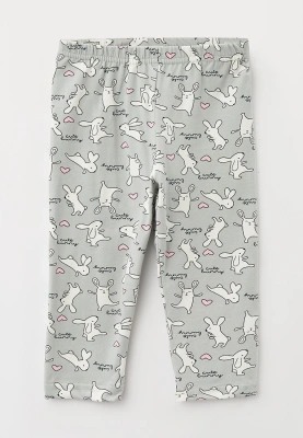 Пижама трикотажная со свободной футболкой с принтом кролики