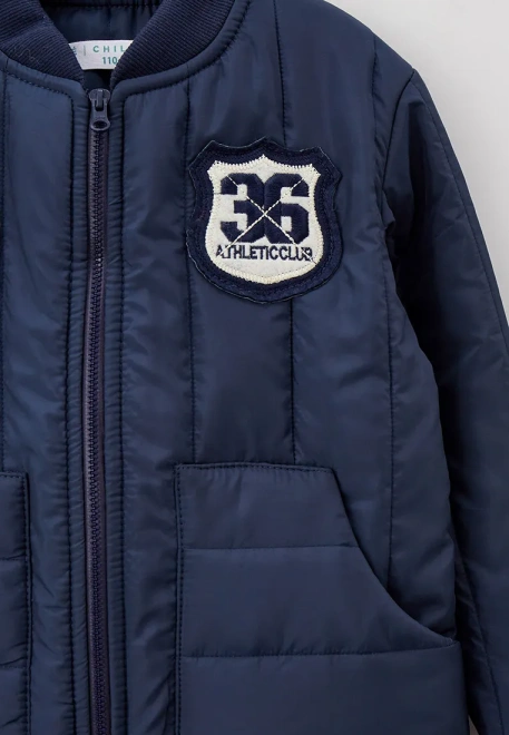 Куртка  на молнии из стеганной синей ткани 