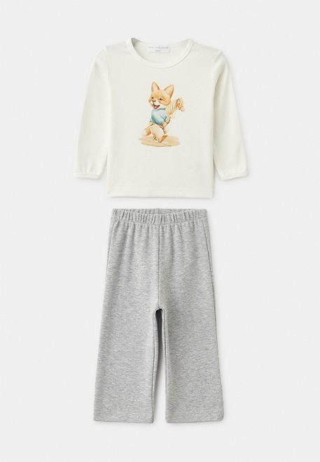 Комплект из лонгслива и брюк