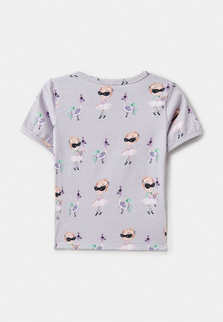 Комплект из футболки и шорт