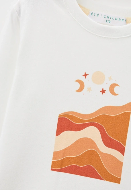 Лонгслив прямого кроя из трикотажа молочного цвета с принтом полумесяц