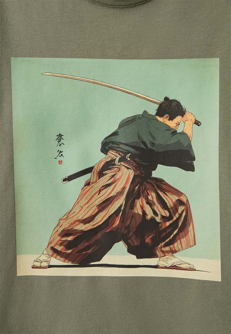 Лонгслив с принтом