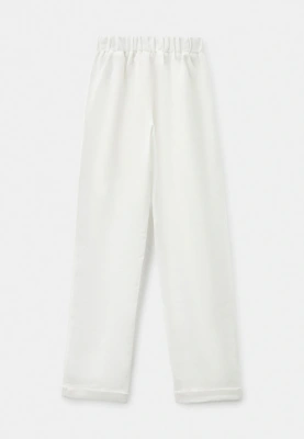 Костюм из рубашки и брюк