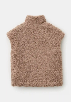 Жилет Балу из искусственного меха в светло-коричневом цвете Жилет Балу из искусственного меха в светло-коричневом цвете