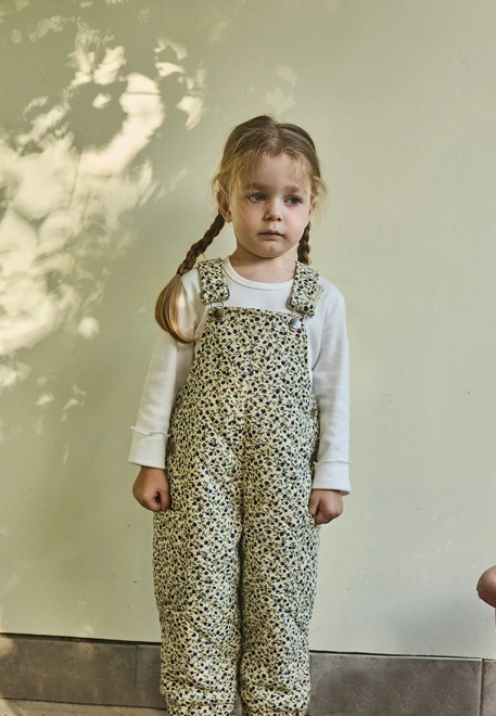 Комбинезон бежевого цвета