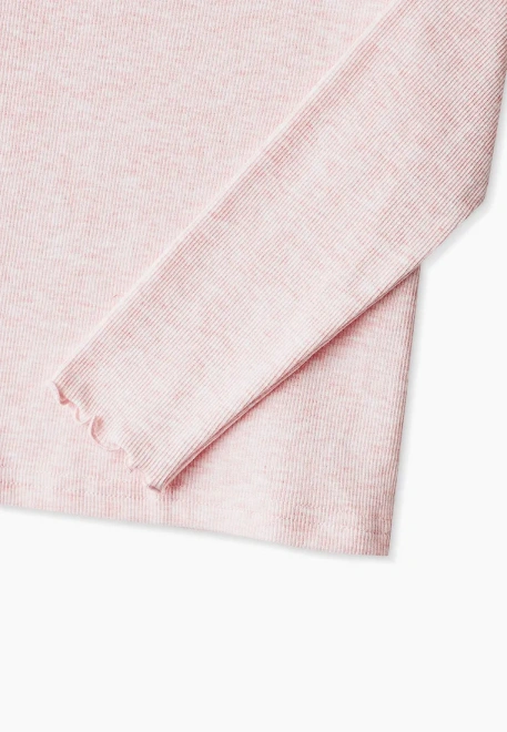 Водолазка из ткани в рубчик с небольшим утеплителем