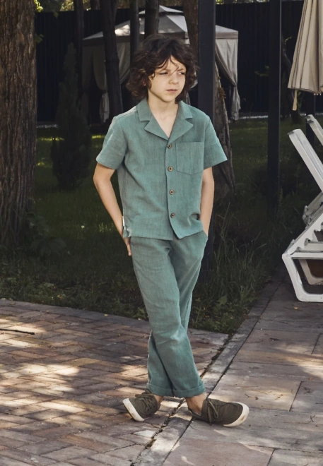 Костюм из крапивы