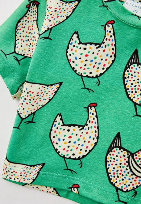 Футболка укороченная с принтом курочки в крапинку