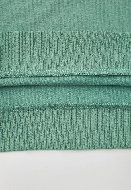 Комплект из лонгслива и брюк