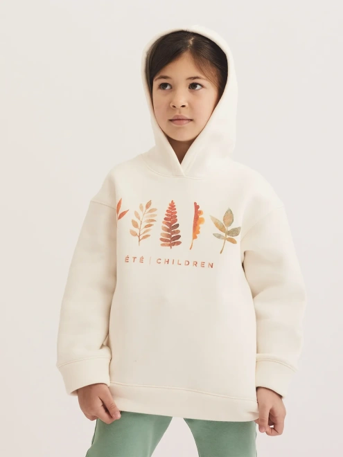 Худи из футера с начесом в молочном цвете с принтом осенние листья