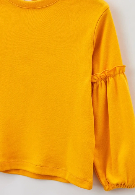 Лонгслив трикотажный прямого кроя шафранового цвета 
