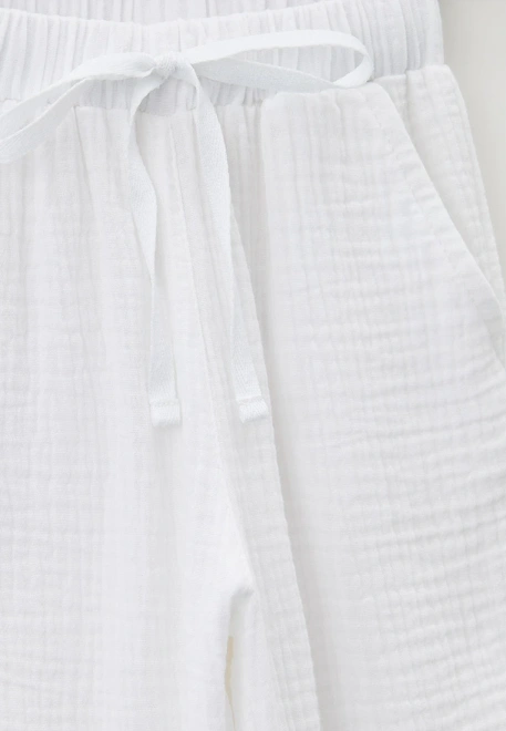 Брюки на мальчика из муслина белые 