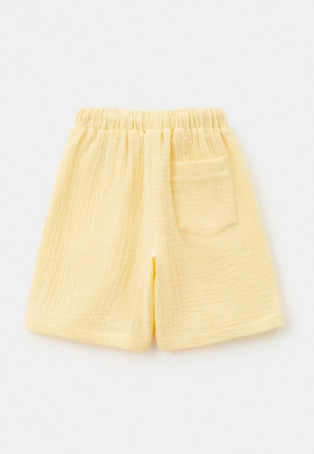 Костюм из рубашки и шорт