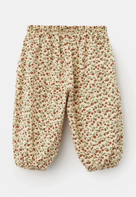 Костюм из теплого хлопка бежевого цвета