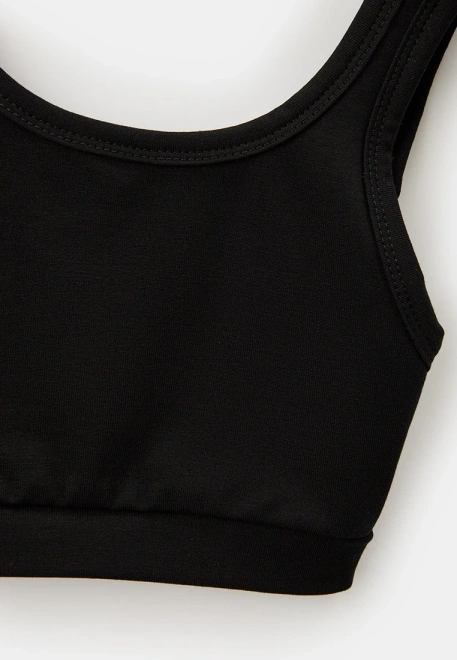 Комплект трикотажный из топа с укороченными шортами