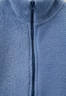 Толстовка флисовая с карманами в серо-голубом цвете Толстовка флисовая с карманами в серо-голубом цвете