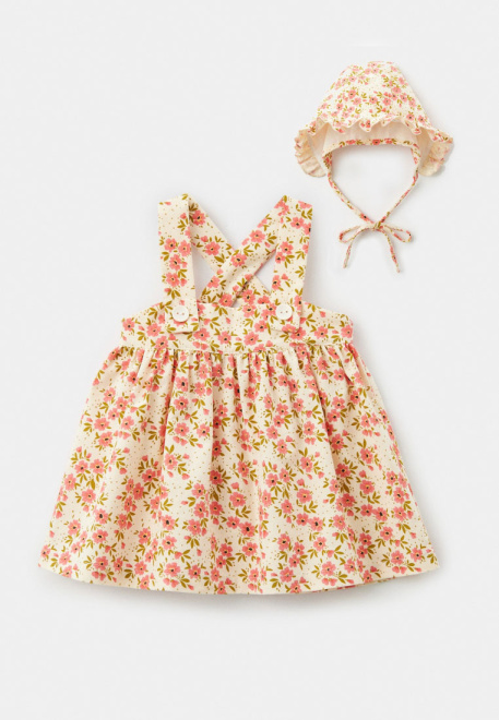 Комплект из сарафана и чепчика