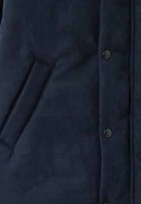 Куртка темно-синего цвета