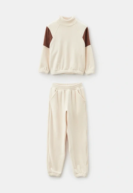 Костюм из флиса для девочек в молочном и коричневом цвете