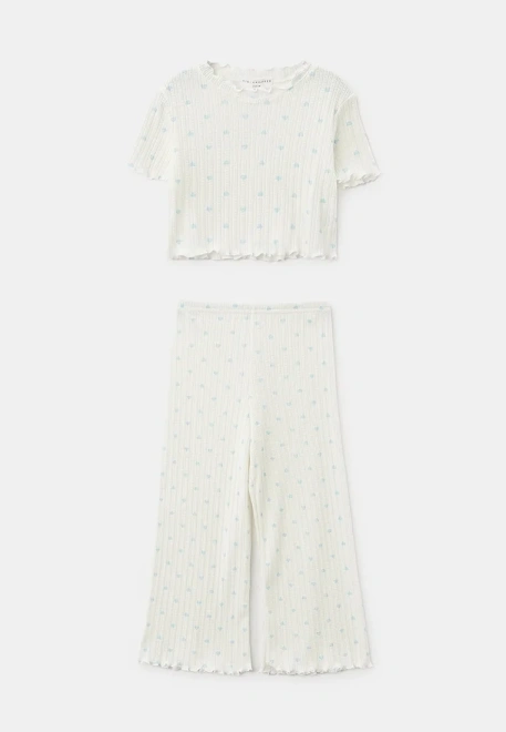 Комплект из футболки и брюк для девочек в белом цвете