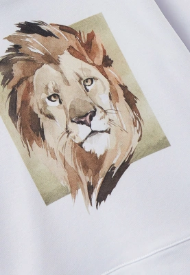 Толстовка белая с капюшоном  и рисунком лев