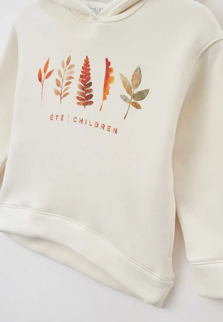 Худи из футера с начесом в молочном цвете с принтом осенние листья