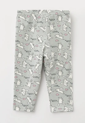 Пижама трикотажная со свободной футболкой с принтом кролики