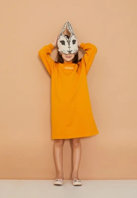 Платье длинное свободного кроя из футера с небольшим утеплителем