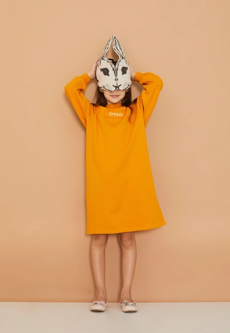 Платье длинное свободного кроя из футера с небольшим утеплителем