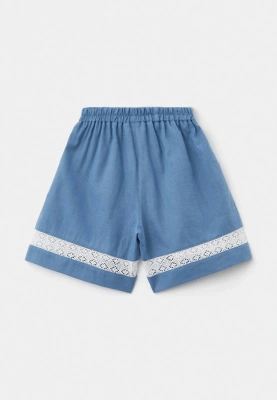 Костюм из майки и шорт