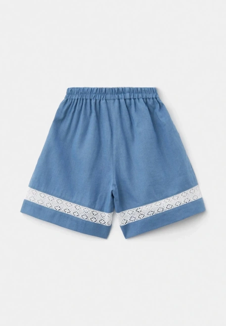 Костюм из майки и шорт