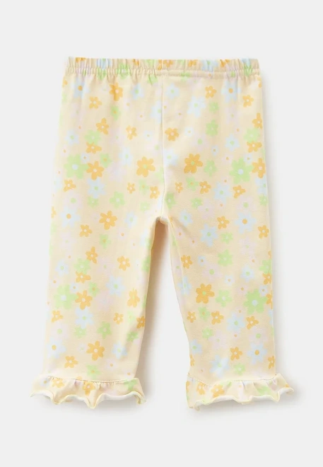 Комплект трикотажный в цветочек из футболки и шорт