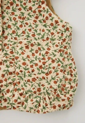 Жилет Майли из теплого хлопка в бежевом цвете Жилет Майли из теплого хлопка в бежевом цвете